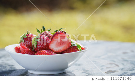 いちご いちご 111971346