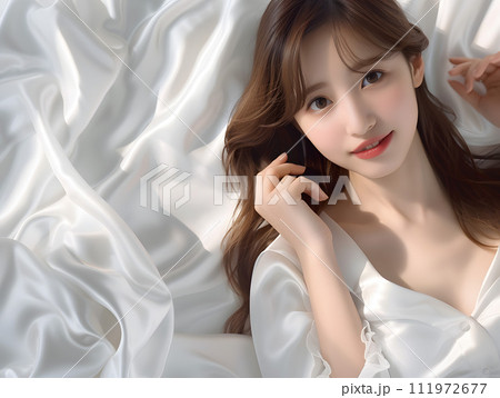 優美な光の中で輝く、シルクタッチのナチュラルな美しさのアジア人女性ポートレート 111972677