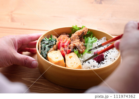 お弁当 曲げわっぱ お弁当 曲げわっぱ 111974362