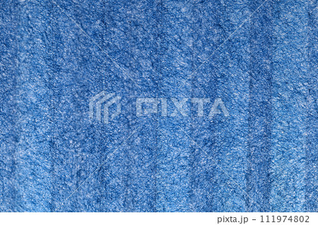 和紙による屏風イメージの背景素材（藍色） 111974802