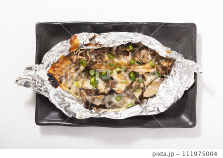 舞茸のバターチーズ ホイル焼き 舞茸のバターチーズ ホイル焼き 111975004