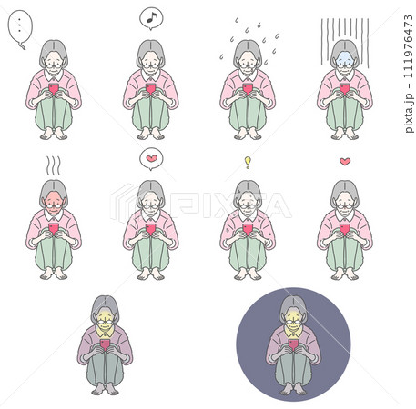 スマホを持ちながら三角座りをしているメガネをかけたシニア女性が様々な表情を浮かべているイラストセット 111976473