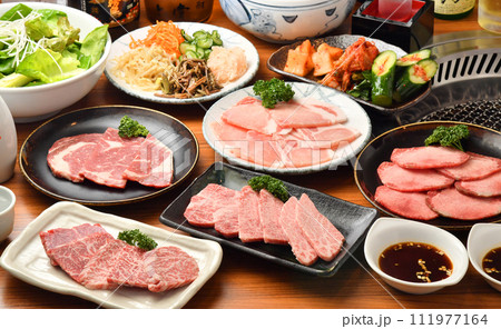 焼肉 フルコース 集合 韓国料理 焼肉 フルコース 集合 韓国料理 111977164