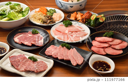 焼肉　フルコース　集合  韓国料理 111977166