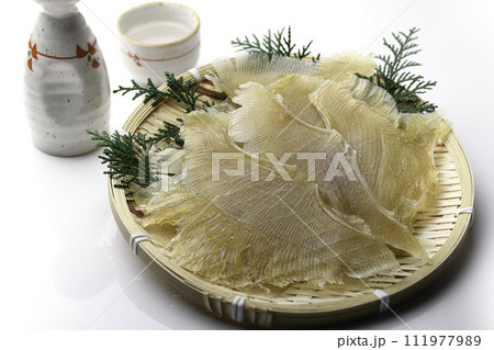 珍味 エイヒレ ( 白背景 ) 珍味 エイヒレ ( 白背景 ) 111977989