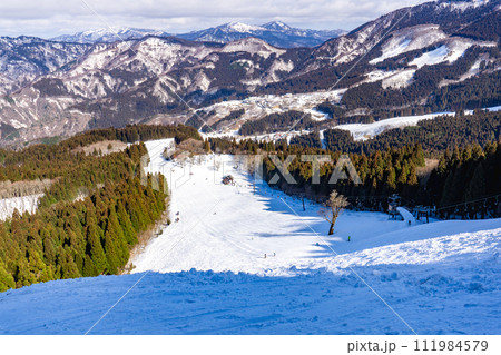鳥取県の氷ノ山雪山登山 わかさ氷ノ山スキー場 鳥取県の氷ノ山雪山登山 わかさ氷ノ山スキー場 111984579