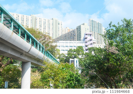 香港の街並み 111984668