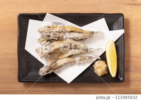 メヒカリの唐揚げ メヒカリの唐揚げ 111985832