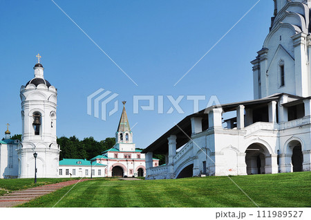 ancient architecture in Kolomenskoye Park in Moscow, Russia 111989527