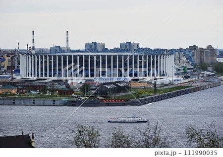 arrow view the confluence of the Volga and the Oka in Nizhny Novgorod in Russia 111990035