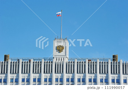 Russian flag on the government house in Moscow Russian flag on the government house in Moscow 111990057