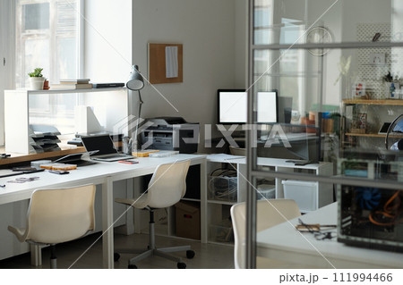 Workplace of repair service technician Workplace of repair service technician 111994466