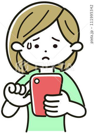 スマホを操作して困った表情をする女性 111995342