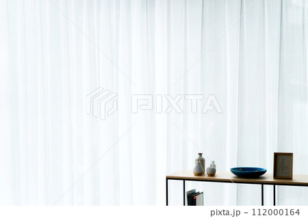 窓とインテリア雑貨 112000164
