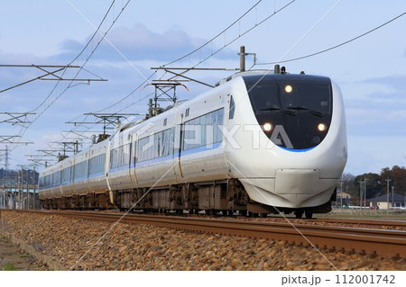 【JR西日本】681系「サンダーバード」（北陸本線：芦原温泉〜丸岡） 112001742
