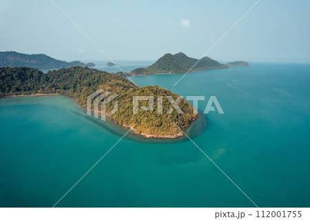 Island scenery and blue sea in the morning 112001755