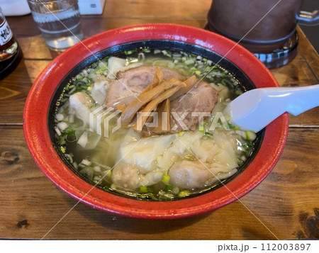 塩ワンタンラーメン 112003897