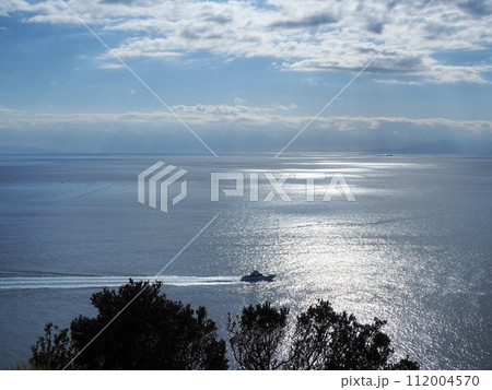 立春前日の江の島の海 立春前日の江の島の海 112004570