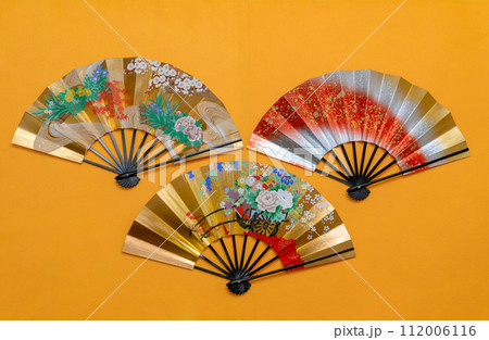 日本的伝統工芸品の舞扇、舞踊や装飾品としも非常に美しい。贈り物にも最適。 112006116