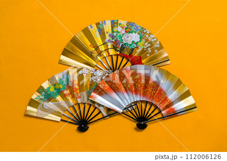 日本的伝統工芸品の舞扇、舞踊や装飾品としも非常に美しい。贈り物にも最適。 112006126