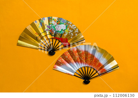 日本的伝統工芸品の舞扇、舞踊や装飾品としも非常に美しい。贈り物にも最適。 112006130