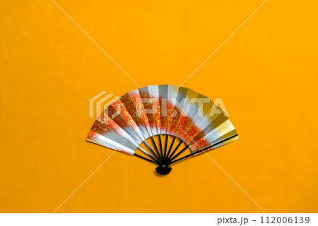 日本的伝統工芸品の舞扇、舞踊や装飾品としも非常に美しい。贈り物にも最適。 112006139