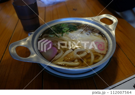 鍋焼きうどん 112007564