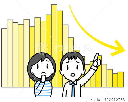 下落傾向のチャートと暗い表情の若い夫婦（棒グラフ） 112010778