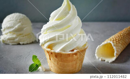 ソフトクリームとコーン ソフトクリームとコーン 112011482