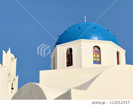 Panoramic view of Santorini, Cyclades Island, Greece. Beatuiful Oia village. 112012357