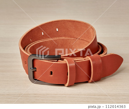 Folded artisan terracotta leather belt with DAD inscription on loop 112014363
