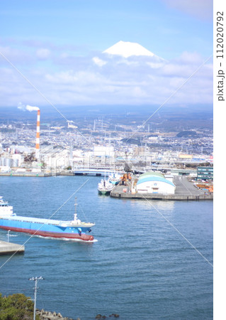 田子の浦みなと公園からの富士山 112020792