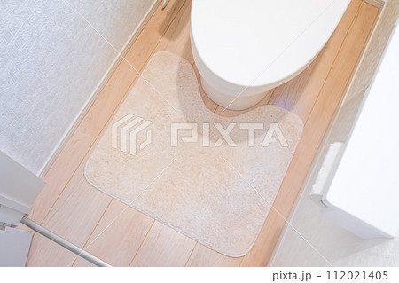 トイレマットとトイレのイメージ トイレマットとトイレのイメージ 112021405