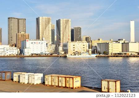 竹芝桟橋から眺める晴海方面の高層マンション 竹芝桟橋から眺める晴海方面の高層マンション 112022123