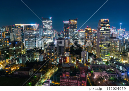 東京都 東京タワーから見る東京の夜景、港区の高層ビル群 東京都 東京タワーから見る東京の夜景、港区の高層ビル群 112024959