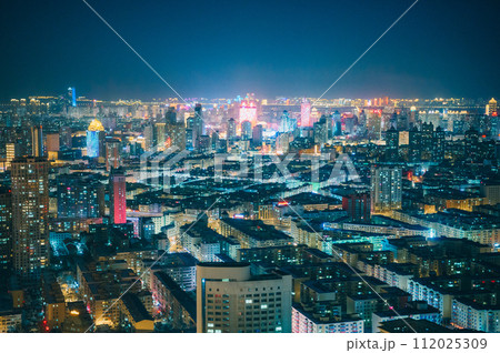 中国 黒竜江省 ハルビン 龍塔からの夜景 中国 黒竜江省 ハルビン 龍塔からの夜景 112025309