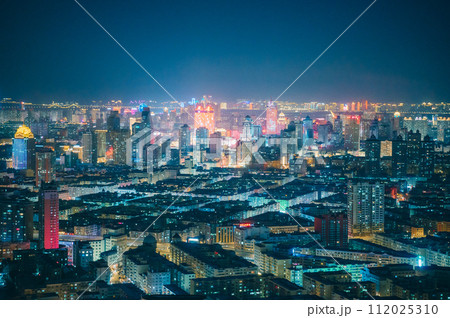 中国 黒竜江省 ハルビン　龍塔からの夜景　 112025310