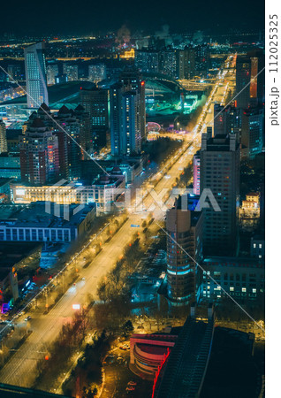 中国 黒竜江省 ハルビン　龍塔からの夜景　 112025325