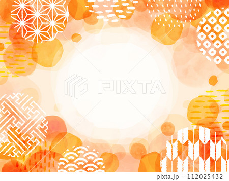 秋・赤　水彩風の和柄 背景 112025432