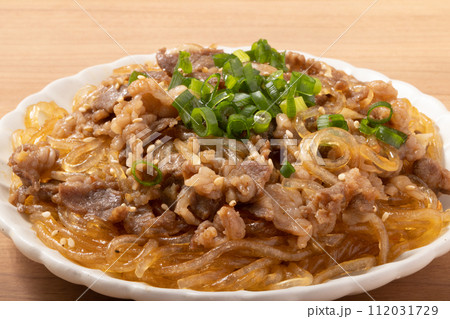牛肉と春雨のピリ辛炒め 牛肉と春雨のピリ辛炒め 112031729
