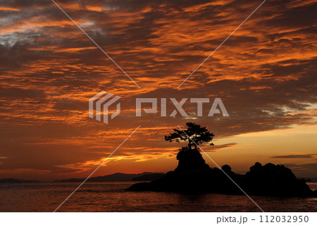 今治七五三ケ浦の夕焼 112032950
