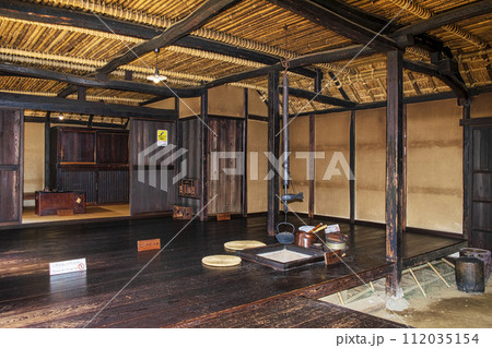 東京都　府中市　郷土の森博物館　旧越智家（おちけ）住宅　江戸時代後期に創建された府中の茅葺農家 112035154