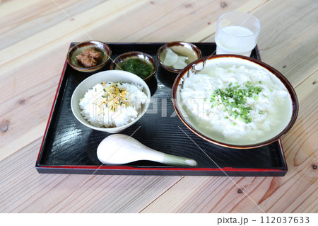 ゆし豆腐定食 112037633