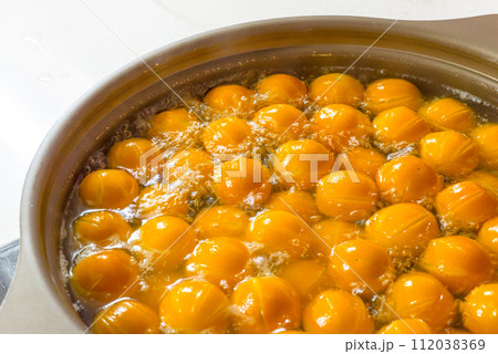 美味しい金柑の甘露煮の作り方　水洗い　ふきこぼし　甘露煮込み 112038369