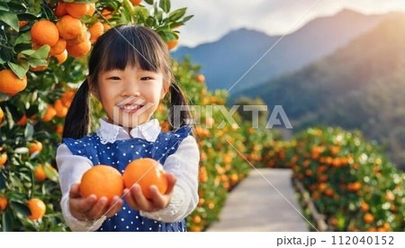 みかん狩りをする女の子(AI生成素材) 112040152
