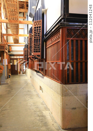 秋田県・増田 内蔵の町 山吉肥料店 秋田県・増田 内蔵の町 山吉肥料店 112041248