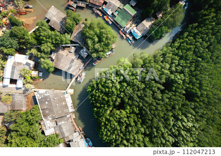 Seaside villages and mangrove forests on the island Seaside villages and mangrove forests on the island 112047213