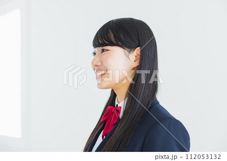 制服を着た女子高生 制服を着た女子高生 112053132