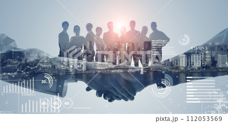 多国籍ビジネスグループと統計データイメージ 112053569