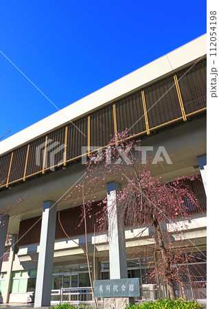 愛知県名古屋市、東別院会館の風景 112054198